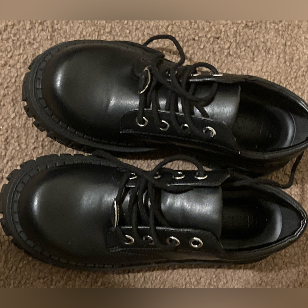 Delila’s teen craft oxford shoes